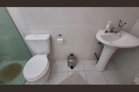 Casa para alugar com 300m², 3 quartos e 4 vagasBanheiro Social 1