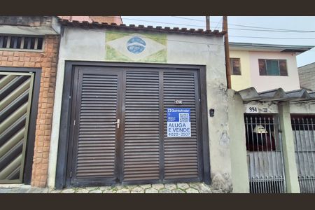 Casa para alugar com 300m², 3 quartos e 4 vagasFachada