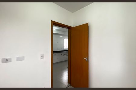 Quarto 1 de apartamento para alugar com 2 quartos, 50m² em Vila Marieta, São Paulo