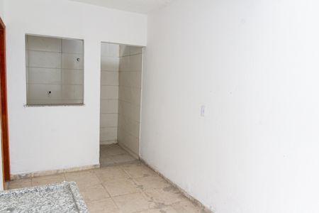 Sala/Cozinha de kitnet/studio para alugar com 1 quarto, 38m² em Guaratiba, Rio de Janeiro