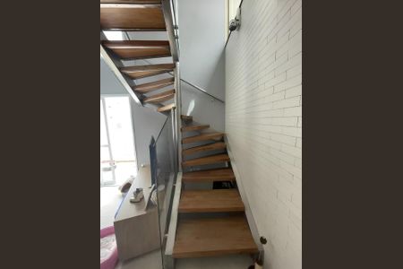 Apartamento à venda com 125m², 2 quartos e 2 vagasFoto 01