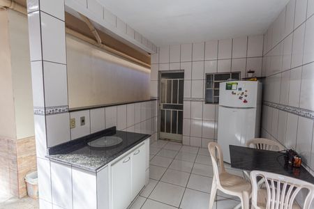 Casa à venda com 300m², 3 quartos e 4 vagasCozinha 2