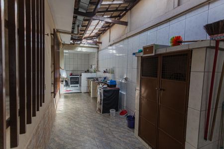 Casa à venda com 300m², 3 quartos e 4 vagasÁrea de Serviço 1