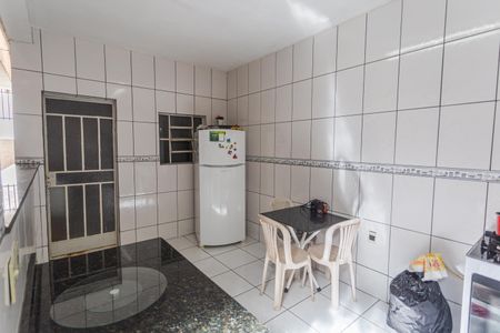 Casa à venda com 300m², 3 quartos e 4 vagasCozinha 2