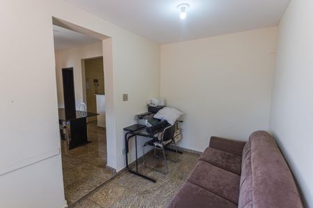 Casa à venda com 300m², 3 quartos e 4 vagasSala 2