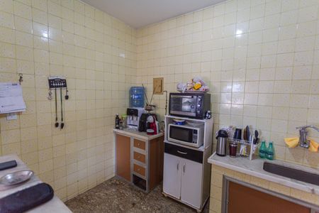 Casa à venda com 300m², 3 quartos e 4 vagasCozinha 1