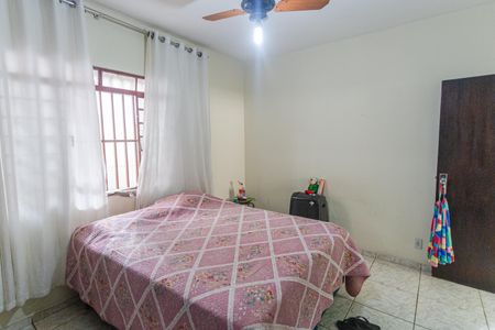 Casa à venda com 300m², 3 quartos e 4 vagasQuarto 2