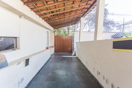 Casa à venda com 300m², 3 quartos e 4 vagasGaragem