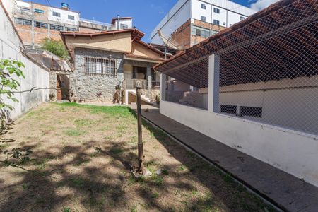 Casa à venda com 300m², 3 quartos e 4 vagasJardim/Entrada