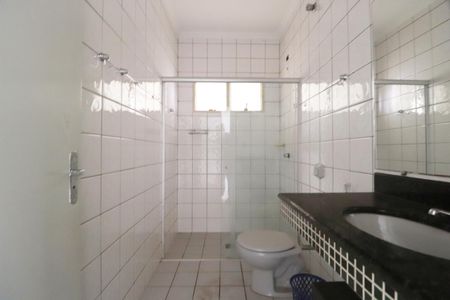 Casa para alugar com 197m², 4 quartos e 3 vagasBanheiro Social