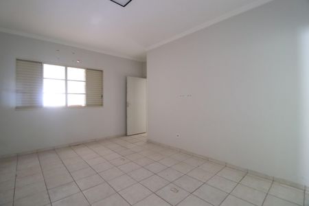 Casa para alugar com 197m², 4 quartos e 3 vagasQuarto 4 - Suíte