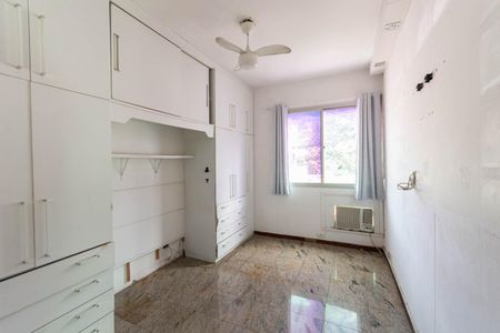 Apartamento à venda com 174m², 4 quartos e 2 vagasSuíte