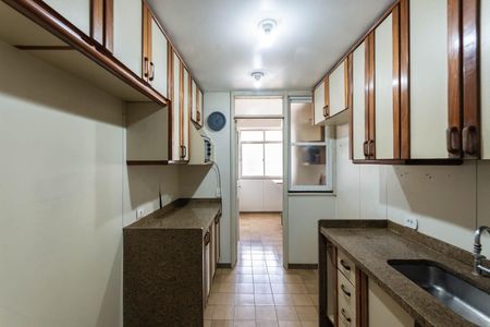 Apartamento à venda com 174m², 4 quartos e 2 vagasCozinha