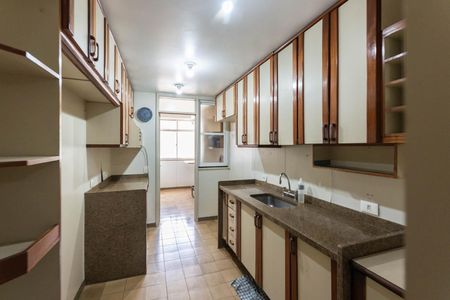 Apartamento à venda com 174m², 4 quartos e 2 vagasCozinha