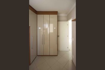 Apartamento à venda com 48m², 2 quartos e 1 vagaQuarto