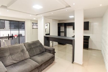 Sala de casa para alugar com 2 quartos, 85m² em Jardim Virginia Bianca, São Paulo