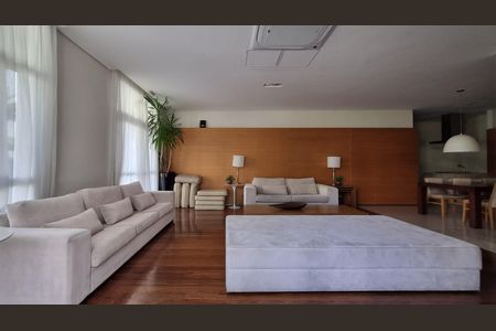 Apartamento para alugar com 101m², 2 quartos e 2 vagas Apartamento para alugar com 101m², 2 quartos e 2 vagasÁrea comum - Salão de festas