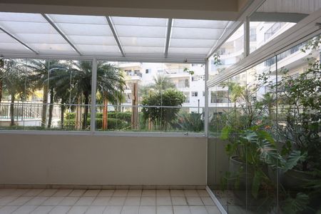 Apartamento para alugar com 101m², 2 quartos e 2 vagas Apartamento para alugar com 101m², 2 quartos e 2 vagasvista
