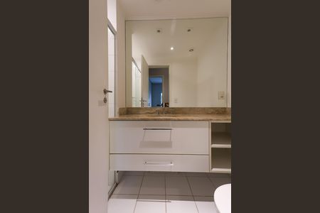 Apartamento para alugar com 101m², 2 quartos e 2 vagas Apartamento para alugar com 101m², 2 quartos e 2 vagasBanheiro