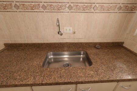 Apartamento à venda com 72m², 2 quartos e 2 vagasCozinha - Pia