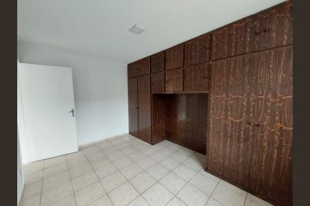 Quarto de casa à venda com 4 quartos, 256m² em Vila Dalva, São Paulo