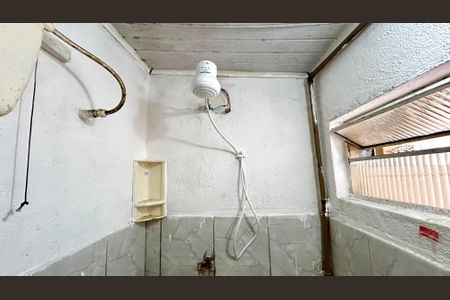 Casa para alugar com 60m², 2 quartos e sem vagaBanheiro da Suíte