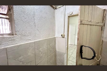 Casa para alugar com 60m², 2 quartos e sem vagaBanheiro da Suíte