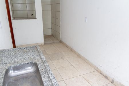 Sala/Cozinha de kitnet/studio para alugar com 1 quarto, 38m² em Guaratiba, Rio de Janeiro