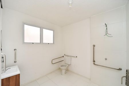 Banheiro de apartamento à venda com 1 quarto, 41m² em Jardim Dona Leopoldina, Porto Alegre