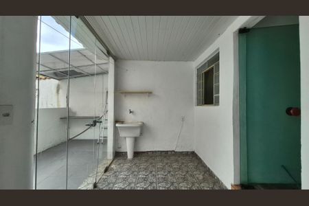 Casa para alugar com 80m², 2 quartos e sem vagaArea de serviço