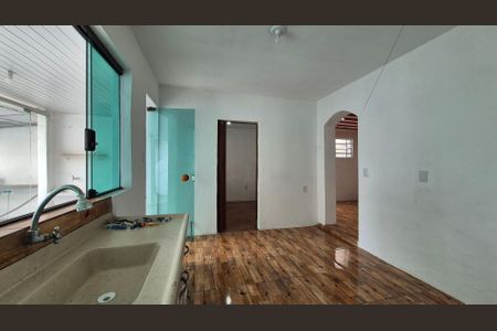 Casa para alugar com 80m², 2 quartos e sem vagaCozinha