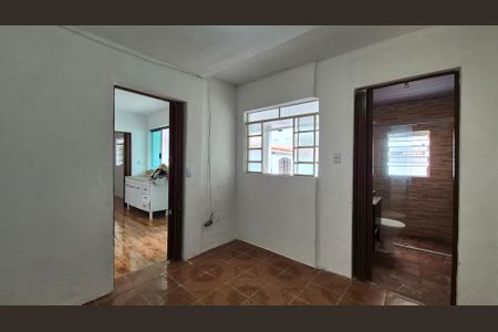 Casa para alugar com 80m², 2 quartos e sem vagaSuíte