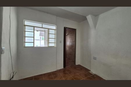 Suíte de casa para alugar com 2 quartos, 80m² em Vila Vitória, Santo André