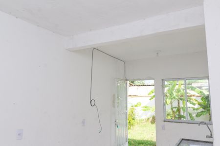 Sala/Cozinha de kitnet/studio para alugar com 1 quarto, 43m² em Guaratiba, Rio de Janeiro