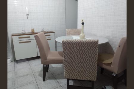 Casa à venda com 2 quartos, 125m² em Vila Abc, São Paulo