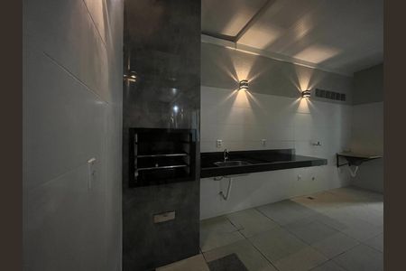 Apartamento à venda com 100m², 2 quartos e 1 vagaFoto 05