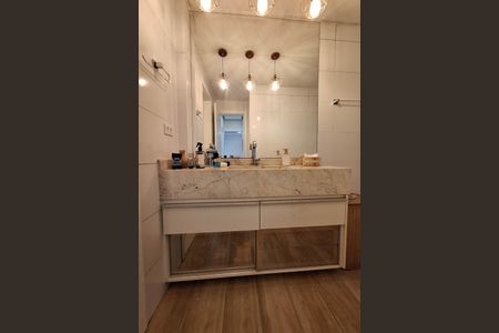 Apartamento à venda com 64m², 2 quartos e sem vaga Apartamento à venda com 64m², 2 quartos e sem vagaBanheiro