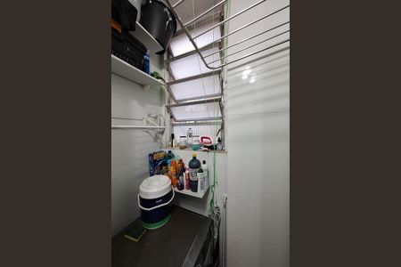 Apartamento à venda com 64m², 2 quartos e sem vaga Apartamento à venda com 64m², 2 quartos e sem vagaÁrea de Serviço