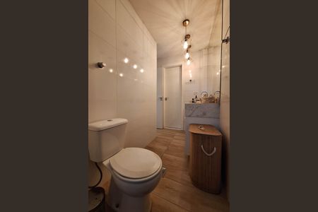 Apartamento à venda com 64m², 2 quartos e sem vaga Apartamento à venda com 64m², 2 quartos e sem vagaBanheiro