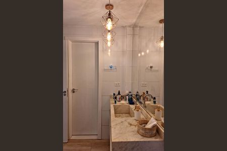 Apartamento à venda com 64m², 2 quartos e sem vaga Apartamento à venda com 64m², 2 quartos e sem vagaBanheiro