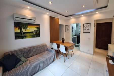 Apartamento à venda com 64m², 2 quartos e sem vaga Apartamento à venda com 64m², 2 quartos e sem vagaSala