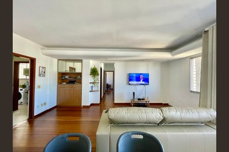 Apartamento à venda com 3 quartos, 130m² em Gutierrez, Belo Horizonte
