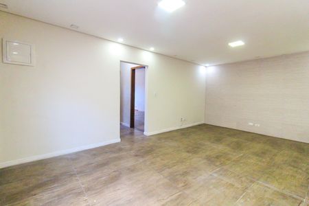 Casa à venda com 208m², 4 quartos e 3 vagasSala