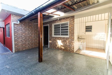 Casa à venda com 208m², 4 quartos e 3 vagasQuintal