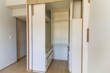 Casa à venda com 208m², 4 quartos e 3 vagasCloset do Quarto 1