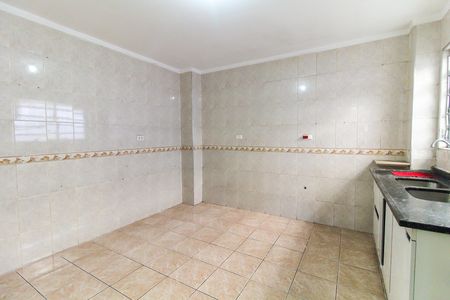 Cozinha de casa à venda com 4 quartos, 208m² em Guaianases, São Paulo