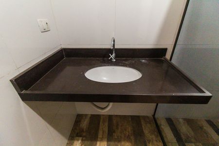 Casa à venda com 208m², 4 quartos e 3 vagasBanheiro social
