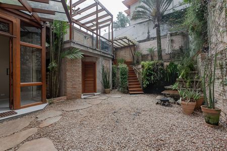 Quintal de casa à venda com 3 quartos, 226m² em Brooklin, São Paulo