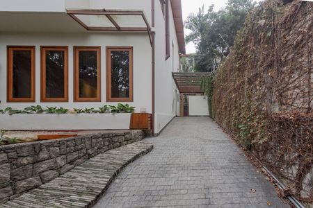 Garagem de casa à venda com 3 quartos, 226m² em Brooklin, São Paulo