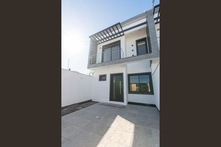 Casa à venda com 100m², 3 quartos e 2 vagas